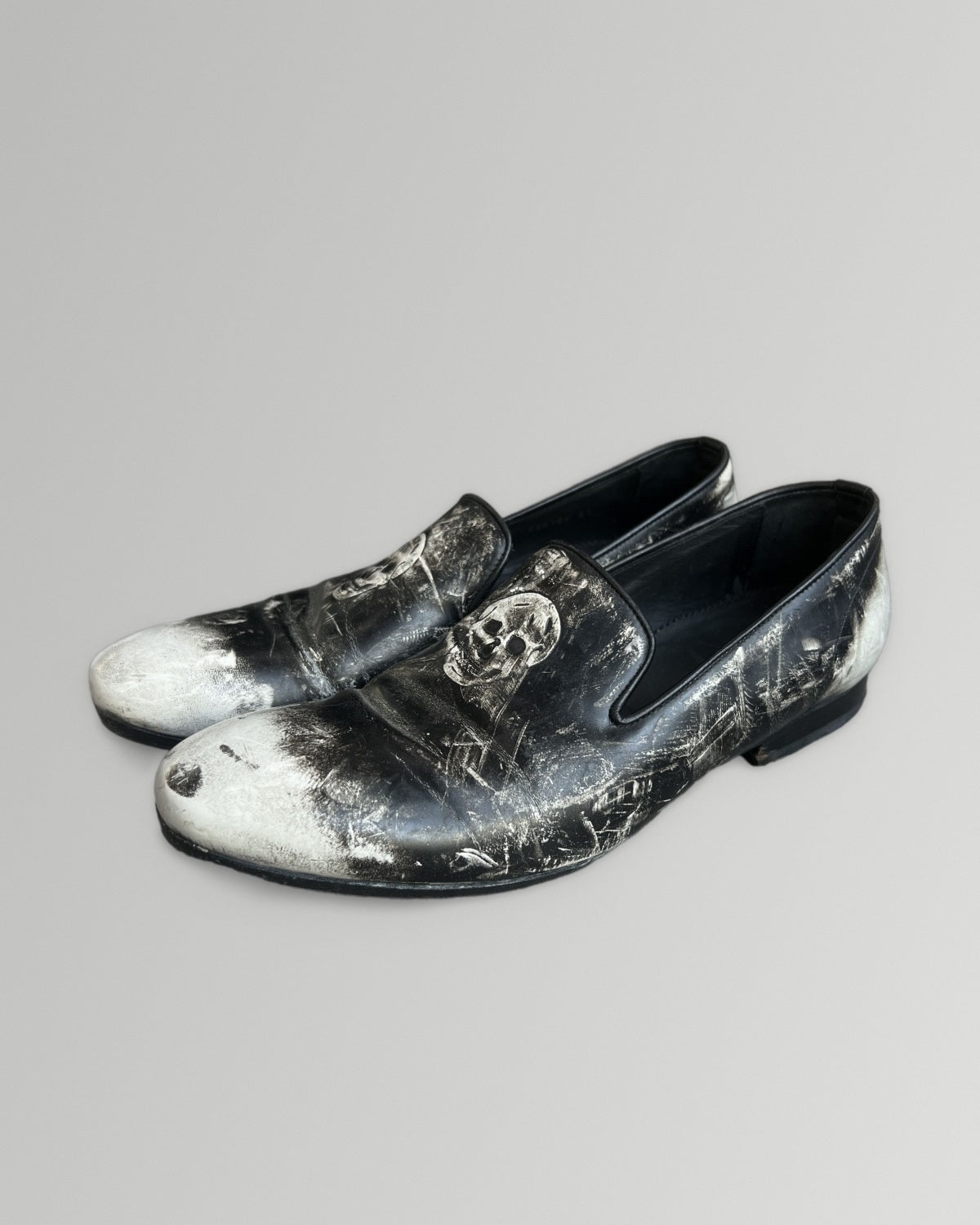 Alexander McQueen Skull Distressed Loafers EU41