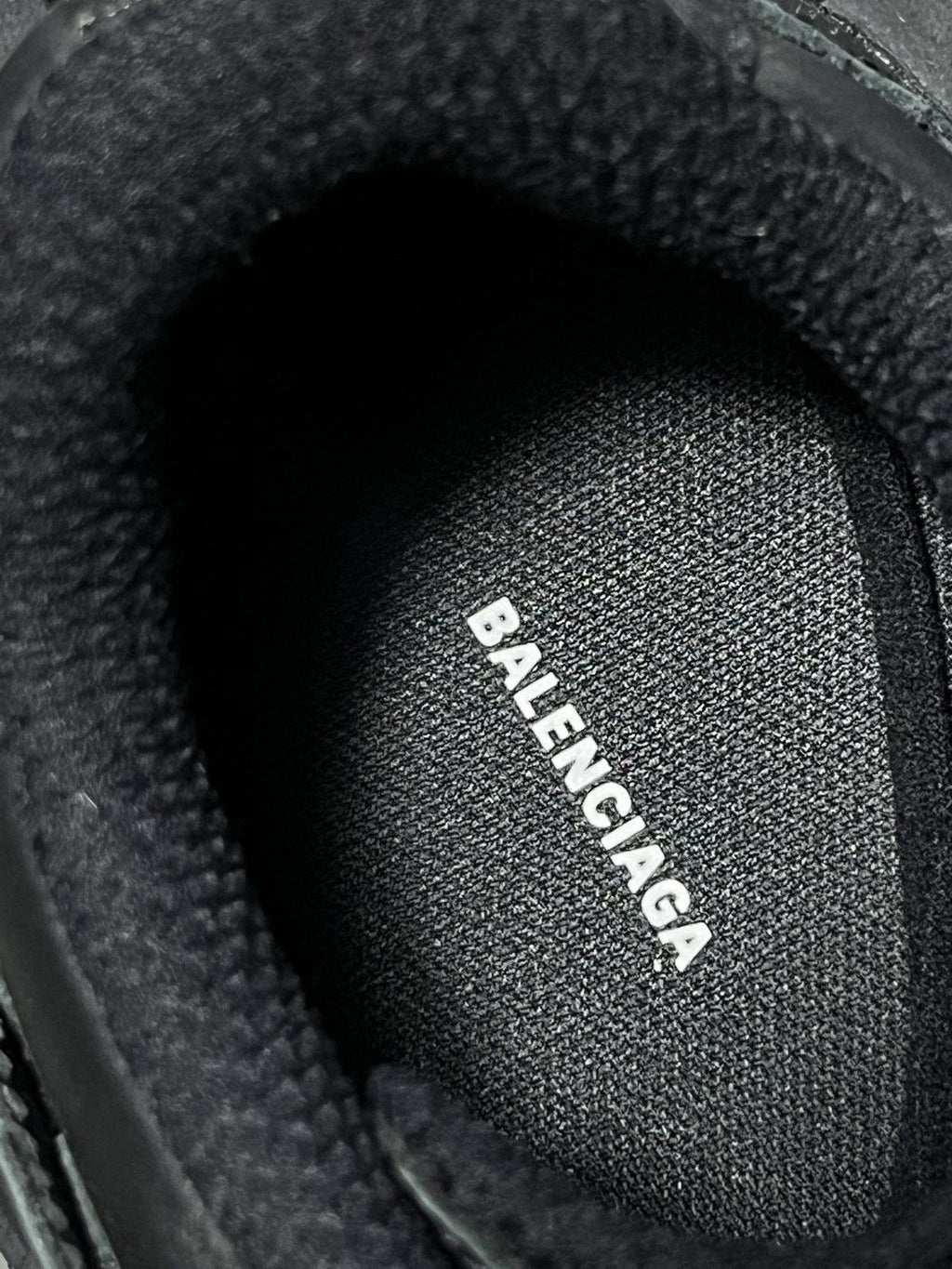 Balenciaga Monday Sneaker Triple Black EU43