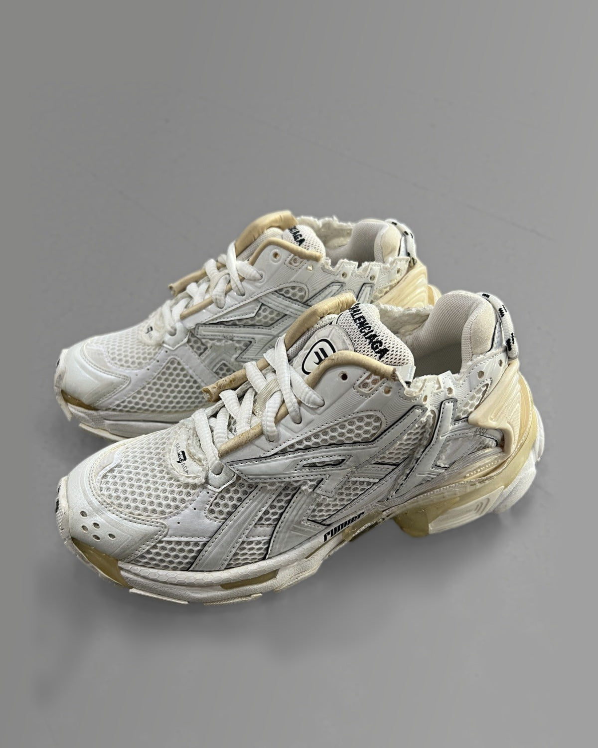 Balenciaga Runner Sneakers White Beige EU 37