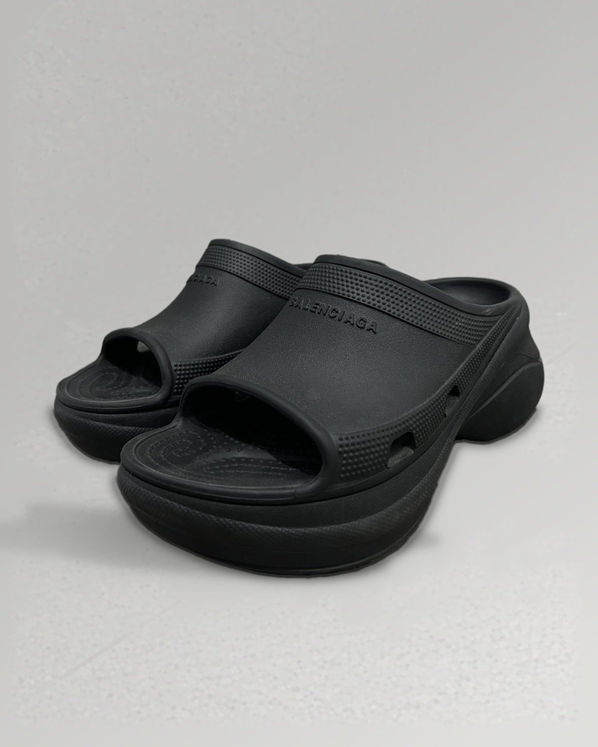Balenciaga x Crocs Platform Slides Black EU38
