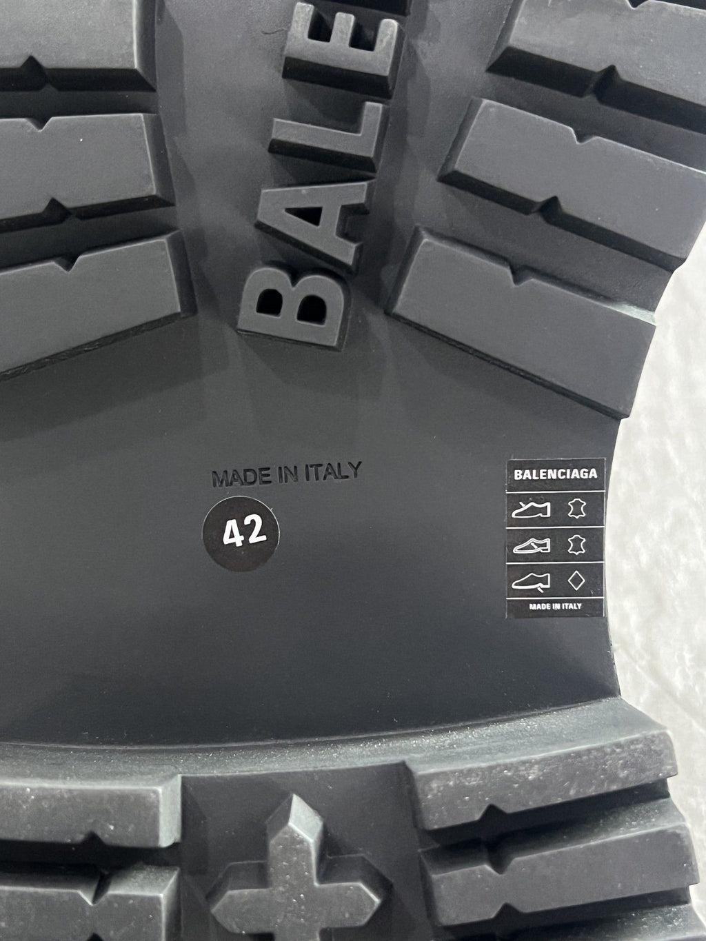 Balenciaga Hummer Derby Black EU 42