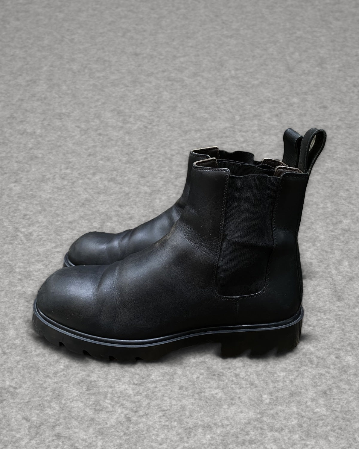 Bottega Veneta Tire Chelsea Boots Black Leather EU41