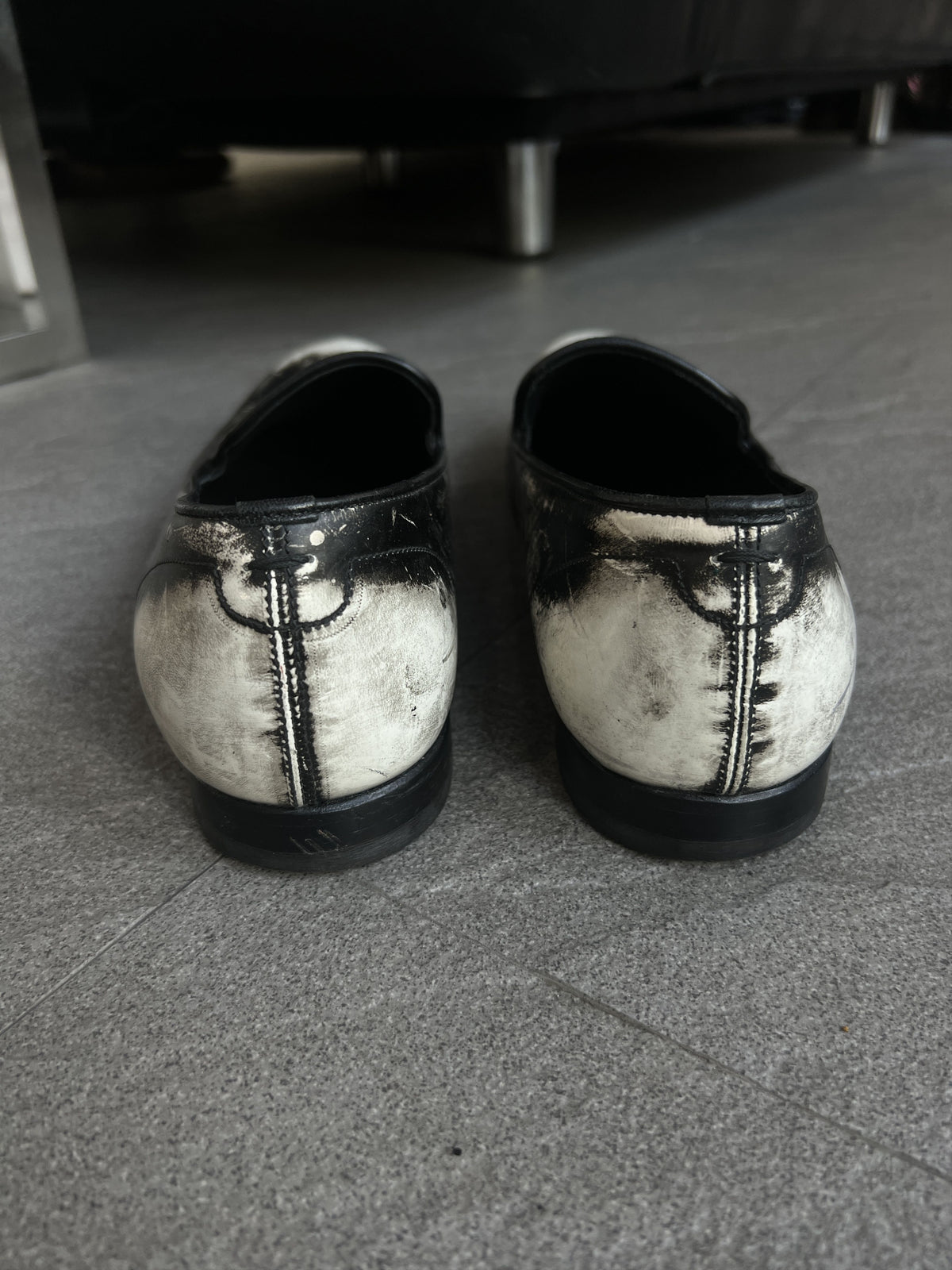 Alexander McQueen Skull Distressed Loafers EU41