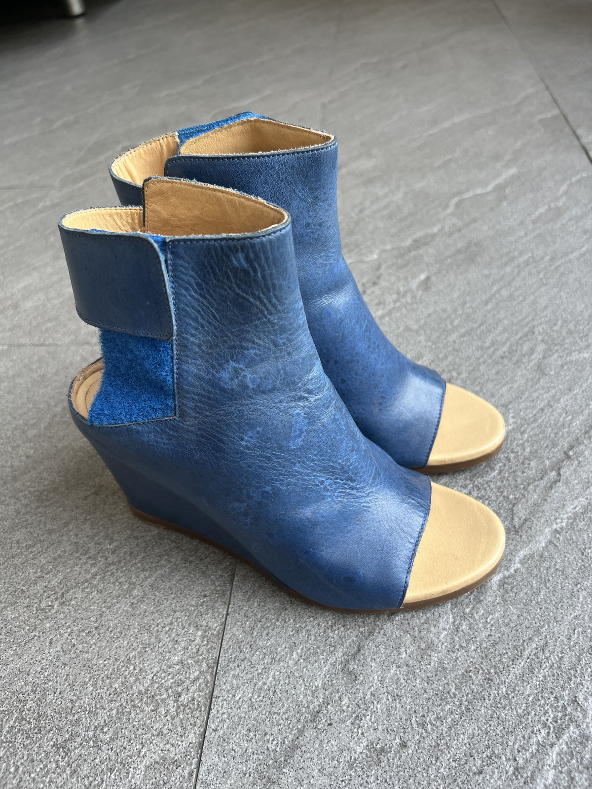 MM6 Maison Margiela Blue Leather Wedge Ankle Boots EU37