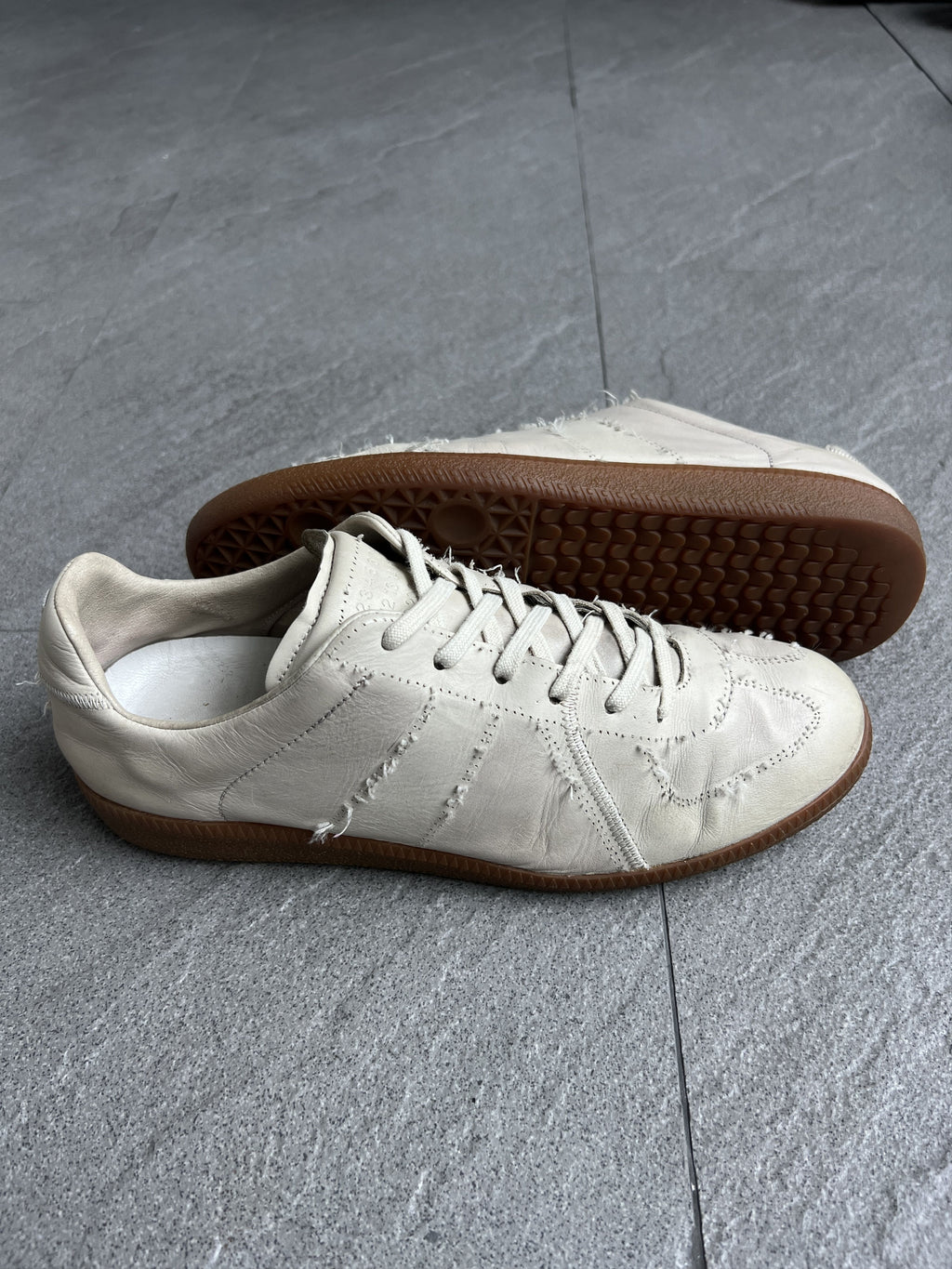 Maison Margiela Deconstructed Beige Grey Replica Sneakers