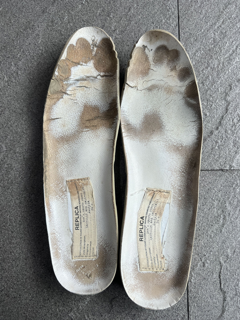 Maison Margiela Replica Archive White Grey GAT 40.5