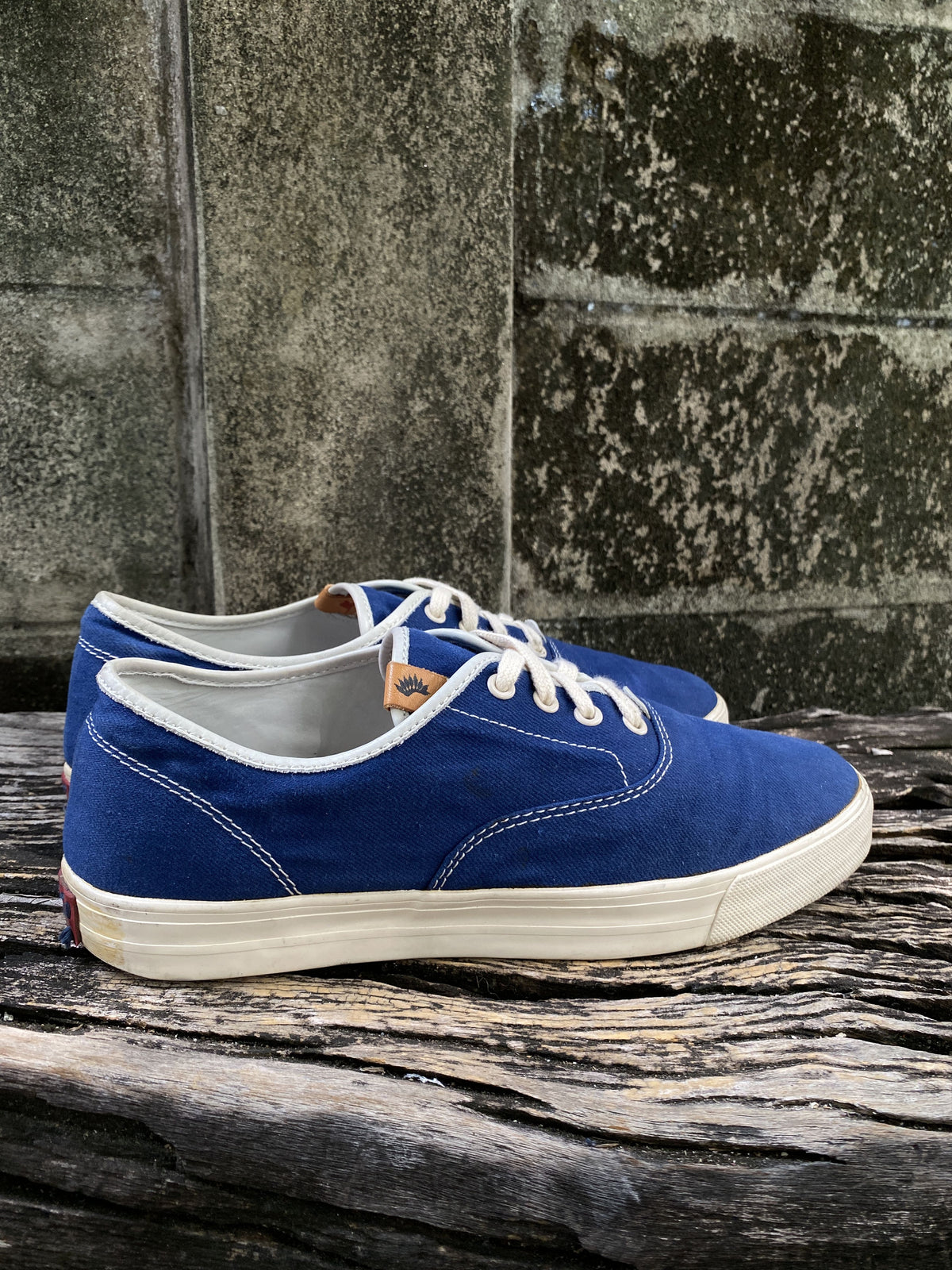 visvim Blue Canvas Low-Top Sneakers US 9.5