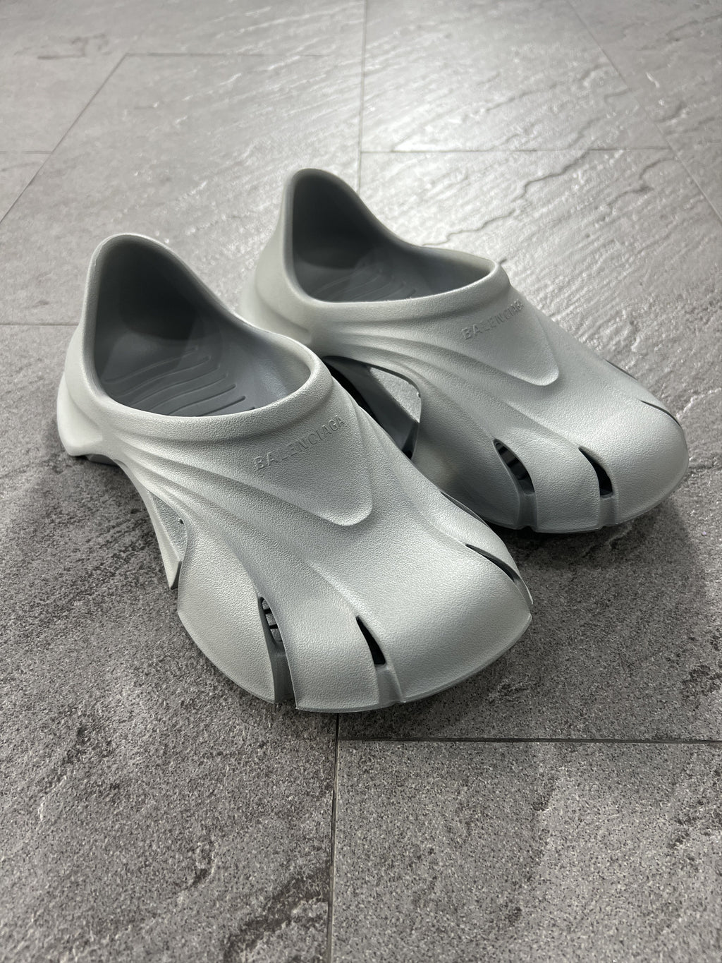 Balenciaga Mold Closed Grey EU43 New w/ Box