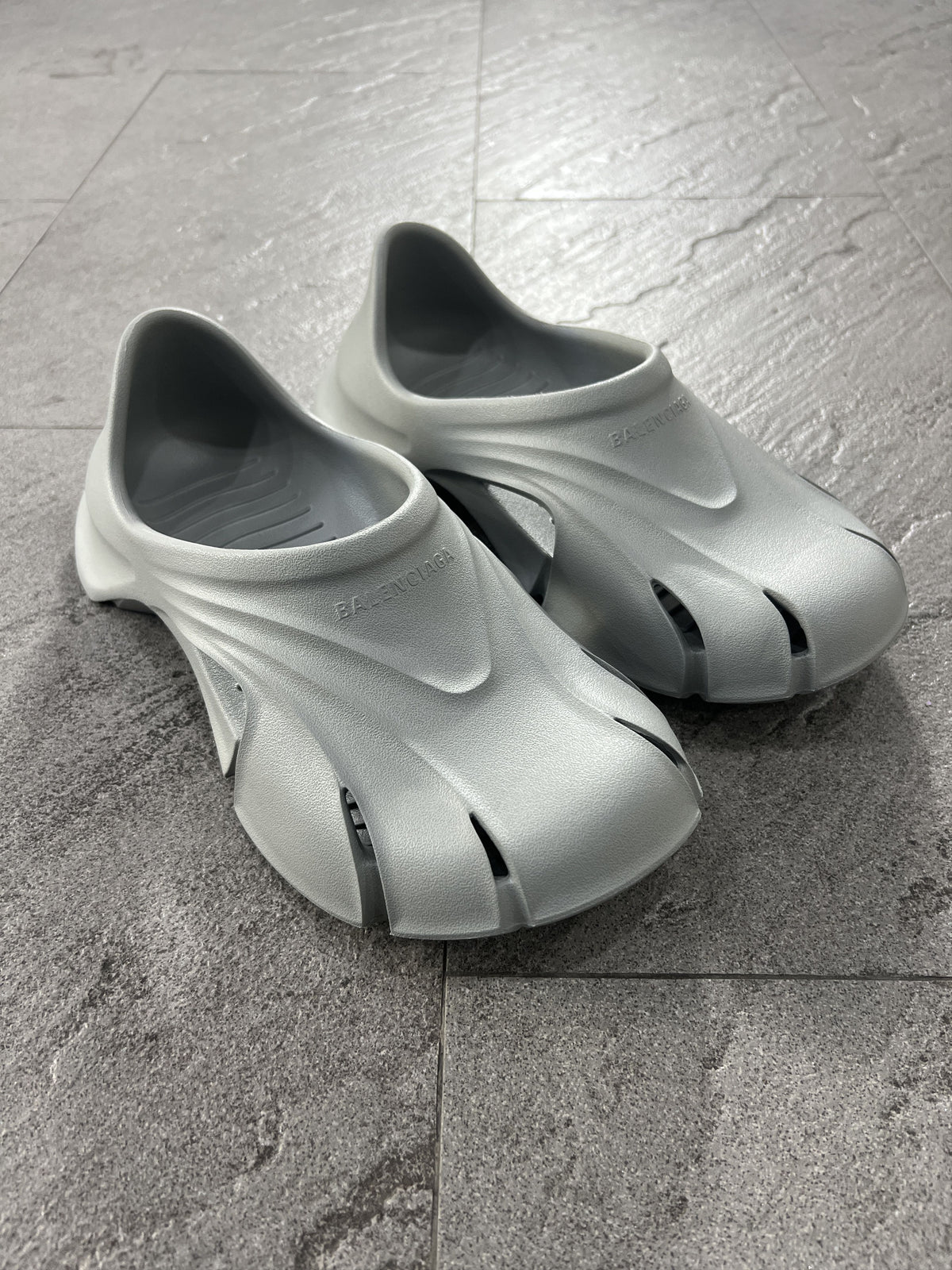 Balenciaga Mold Closed Grey EU43 New w/ Box