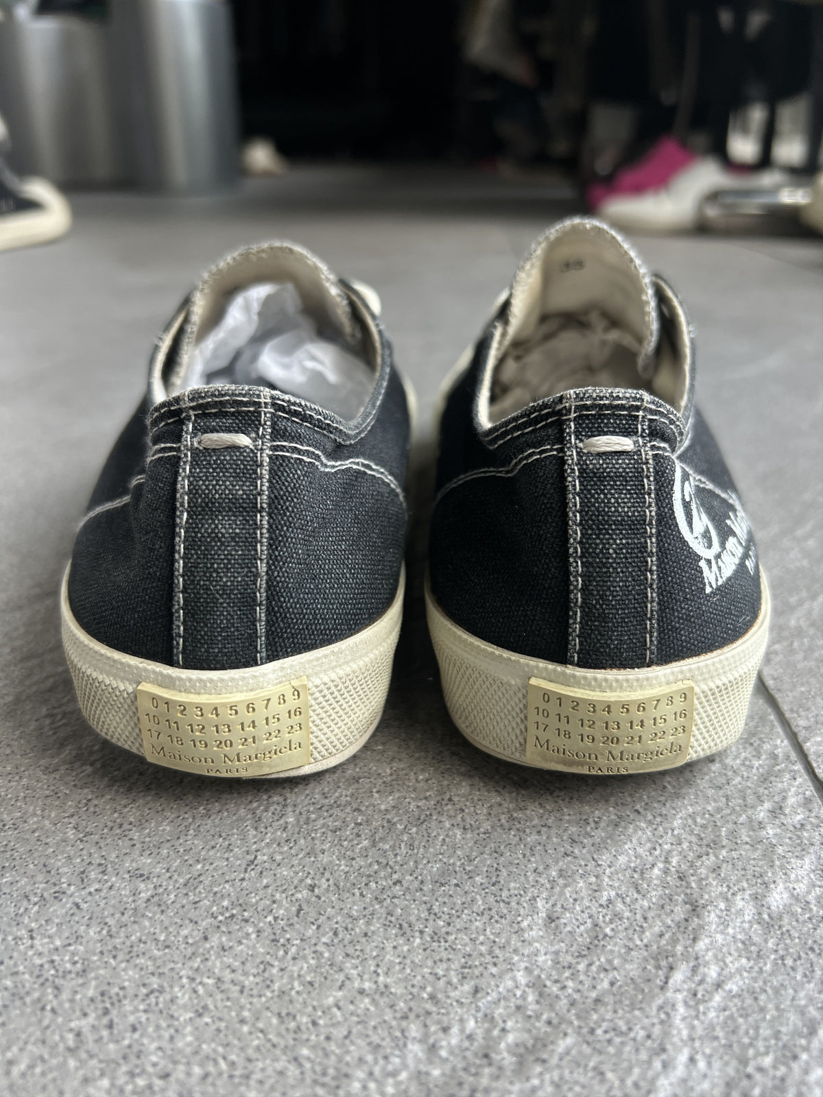Maison Margiela 22 Tabi Canvas Sneakers Black EU35