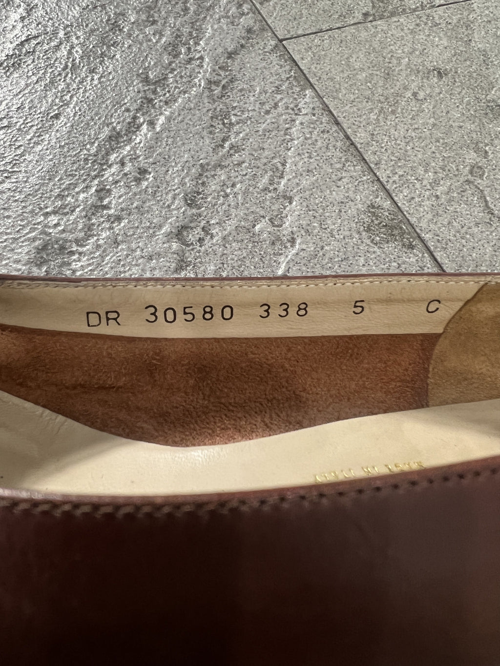 Ferragamo Vara Bow Pumps Brown Leather Size 5C