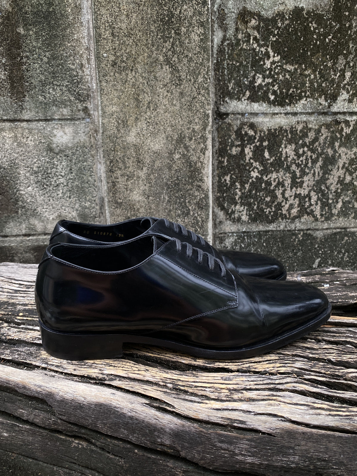 Saint Laurent Black Polished Leather Derbies 43.5