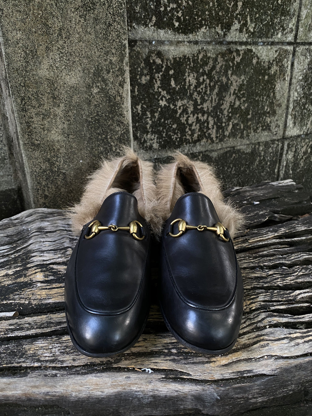Gucci Princetown Black Leather Fur Loafers 6.5