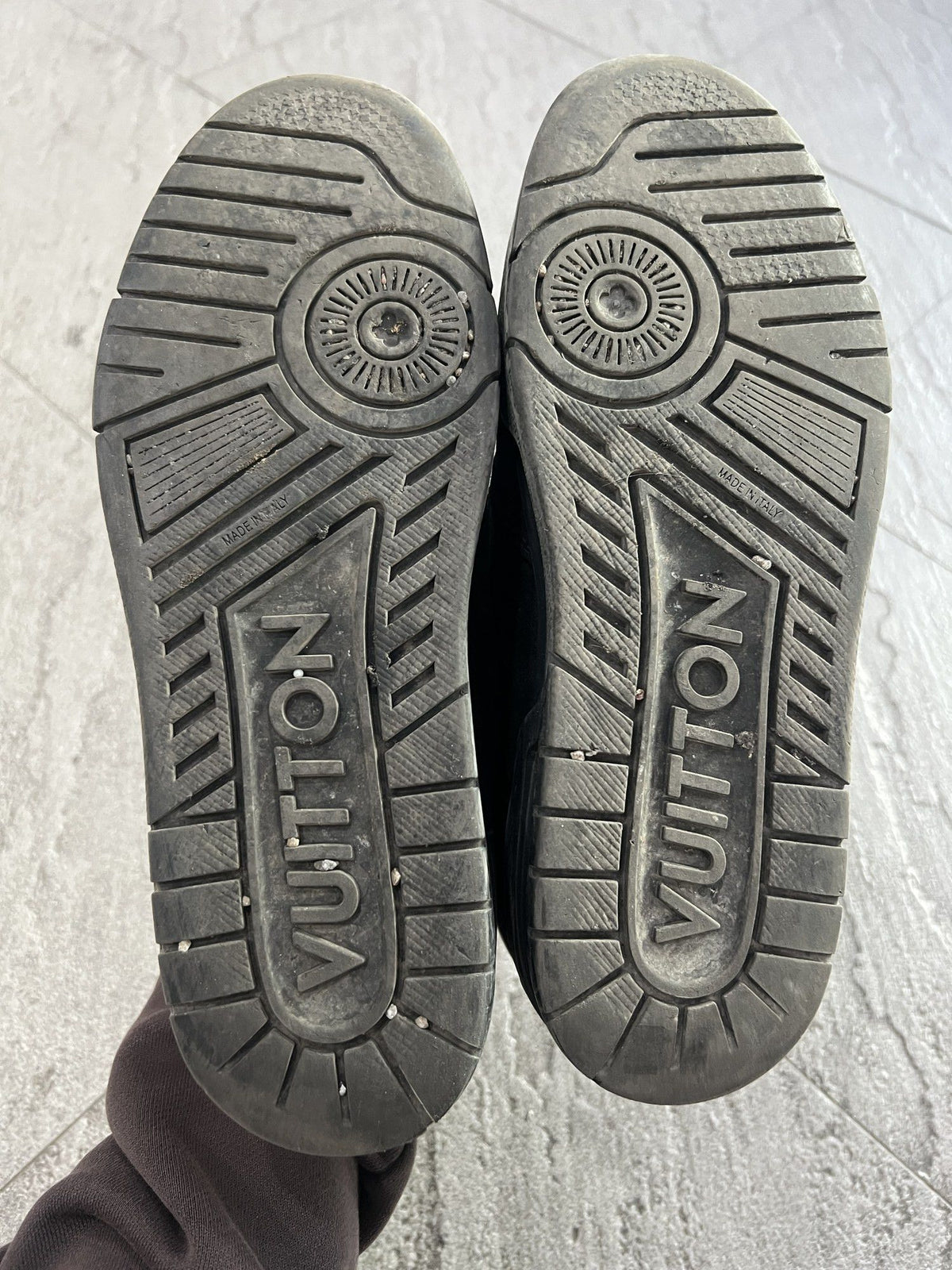 Louis Vuitton LV Trainer Black Suede UK 6.5