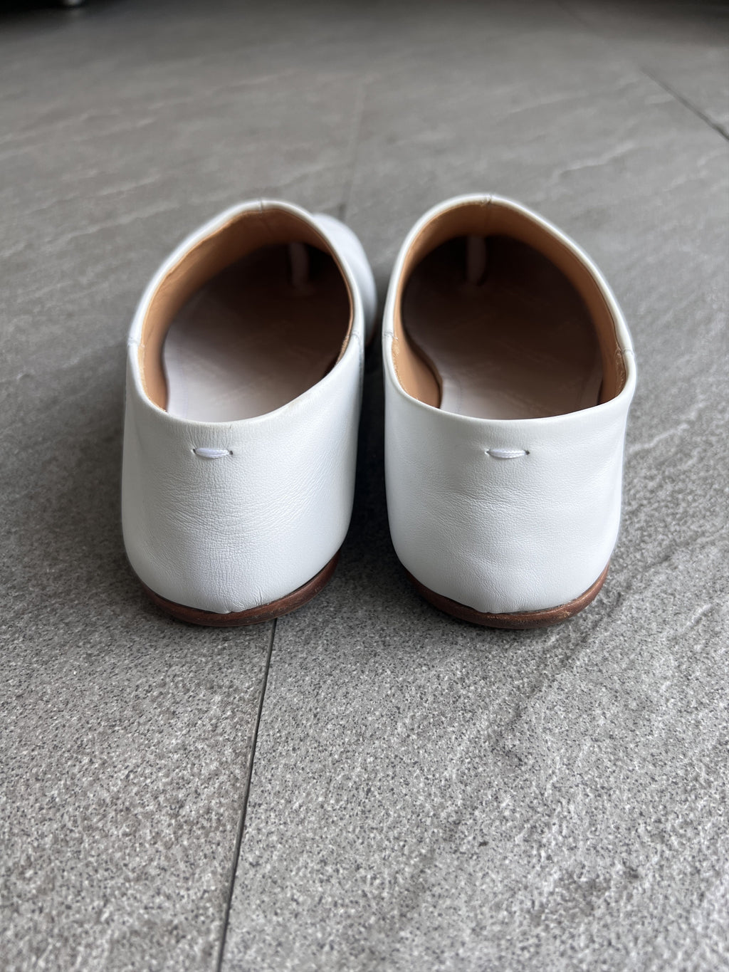 Maison Margiela Tabi Babouche Loafers White EU38
