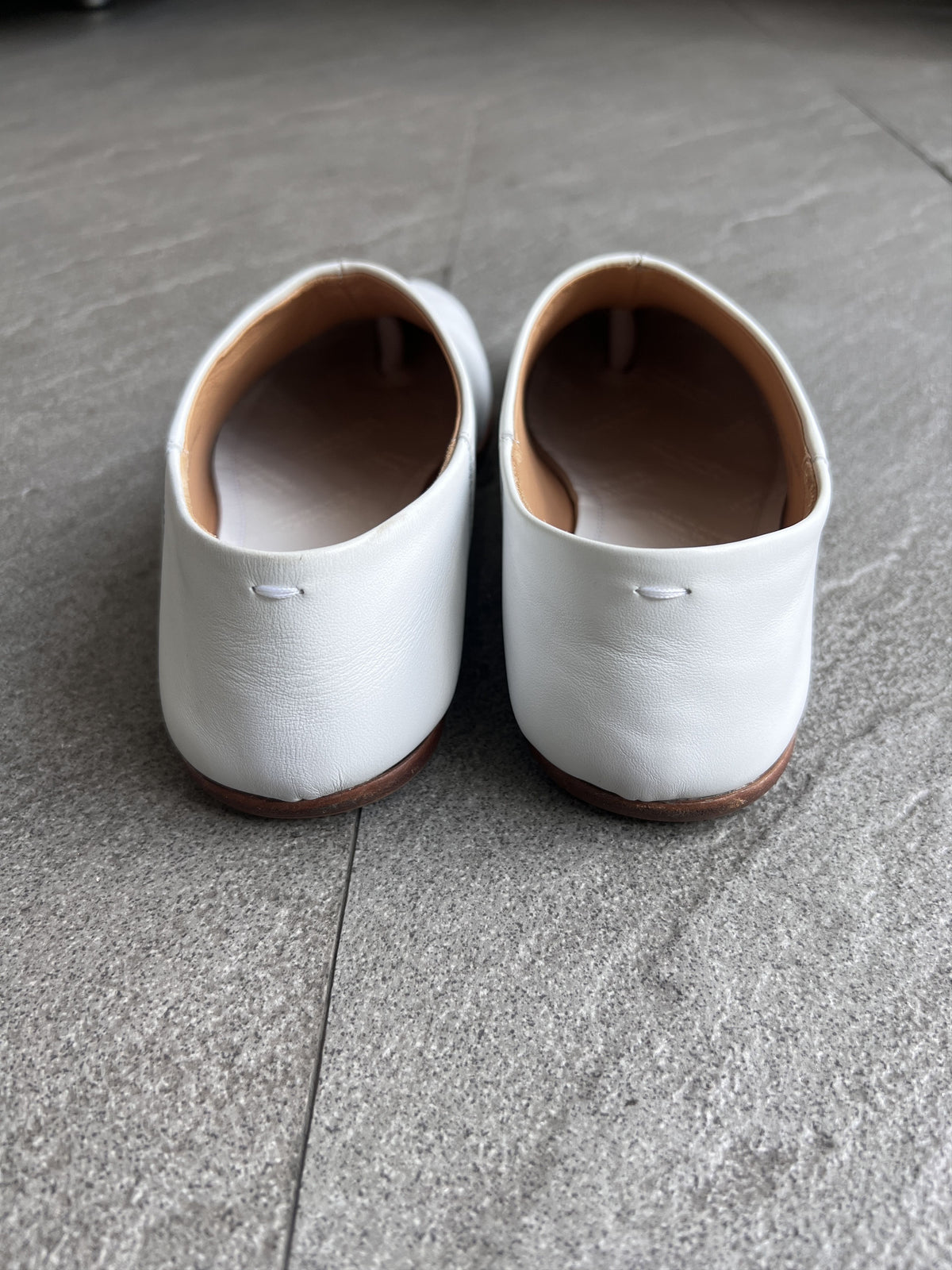 Maison Margiela Tabi Babouche Loafers White EU38