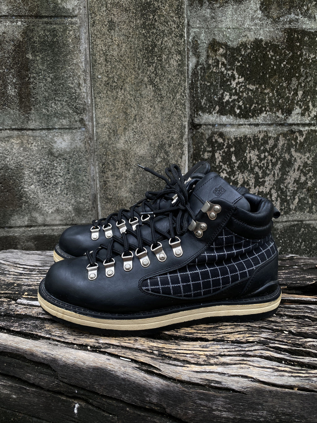 visvim x mastermind Japan Leather Hiking Boots 8
