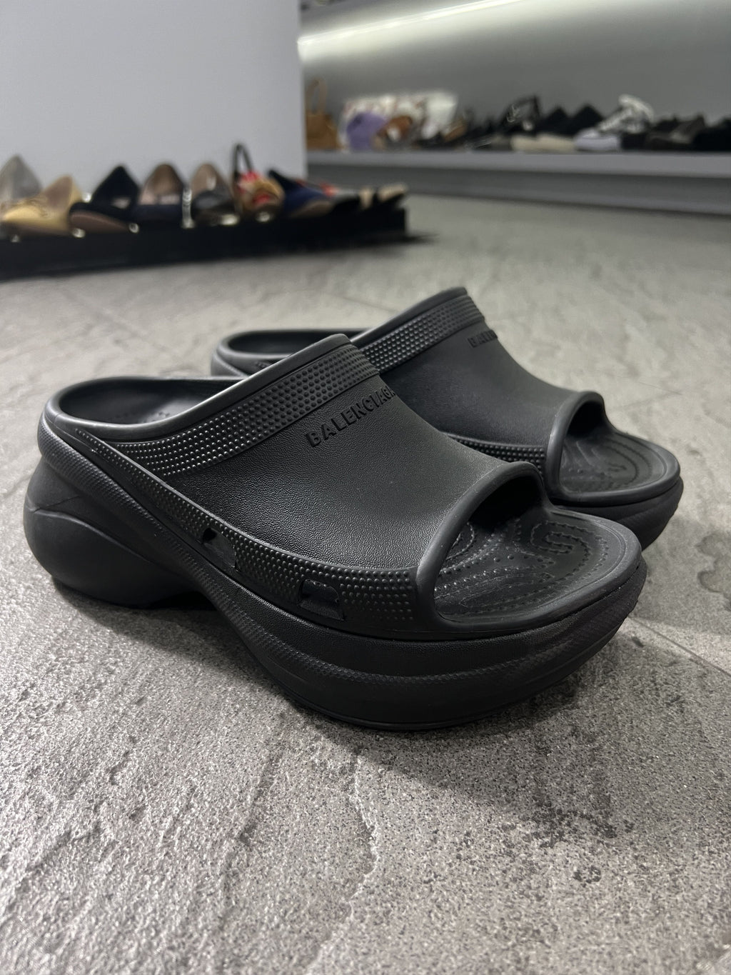 Balenciaga x Crocs Platform Slides Black EU38