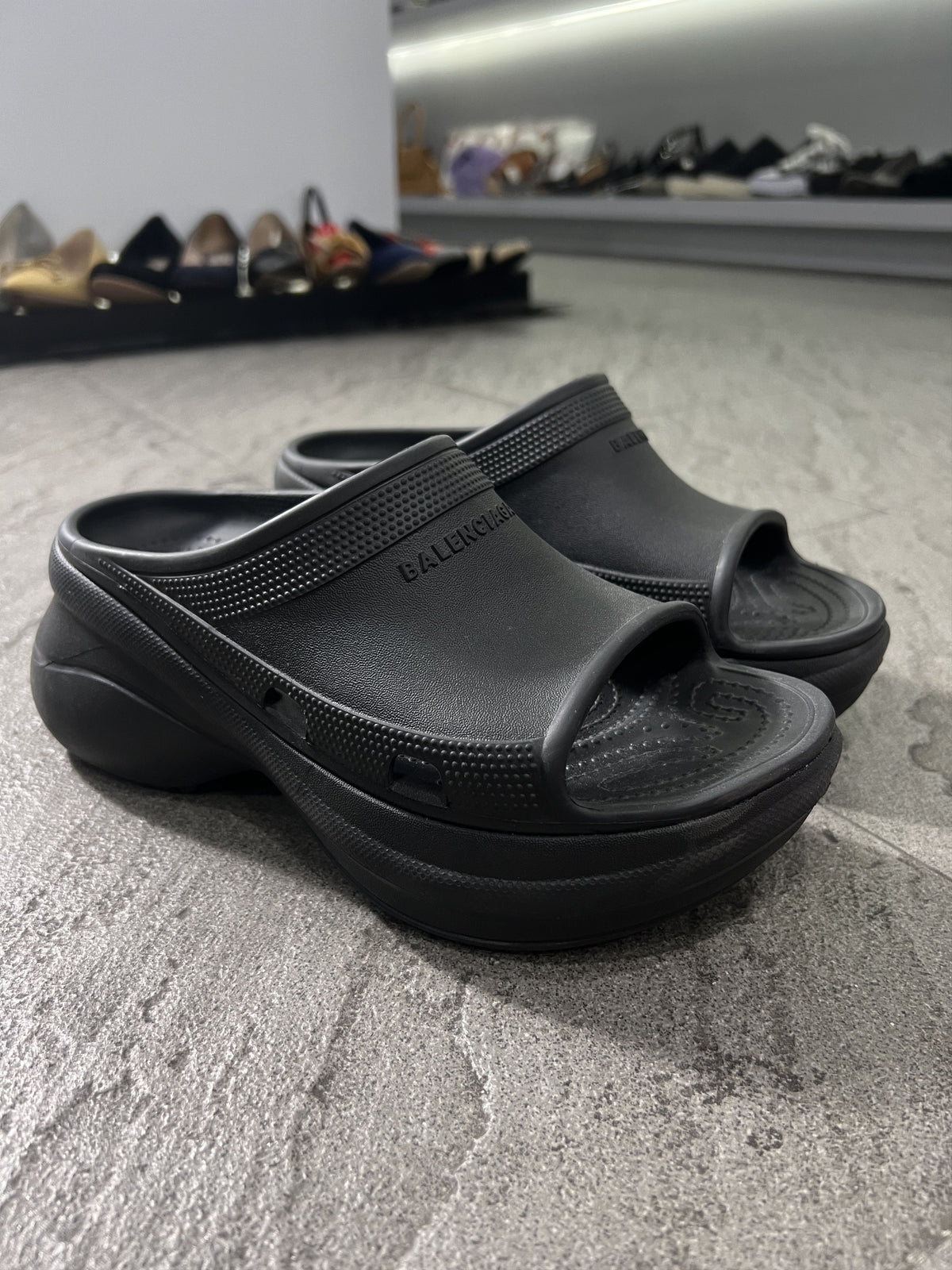 Balenciaga x Crocs Platform Slides Black EU38