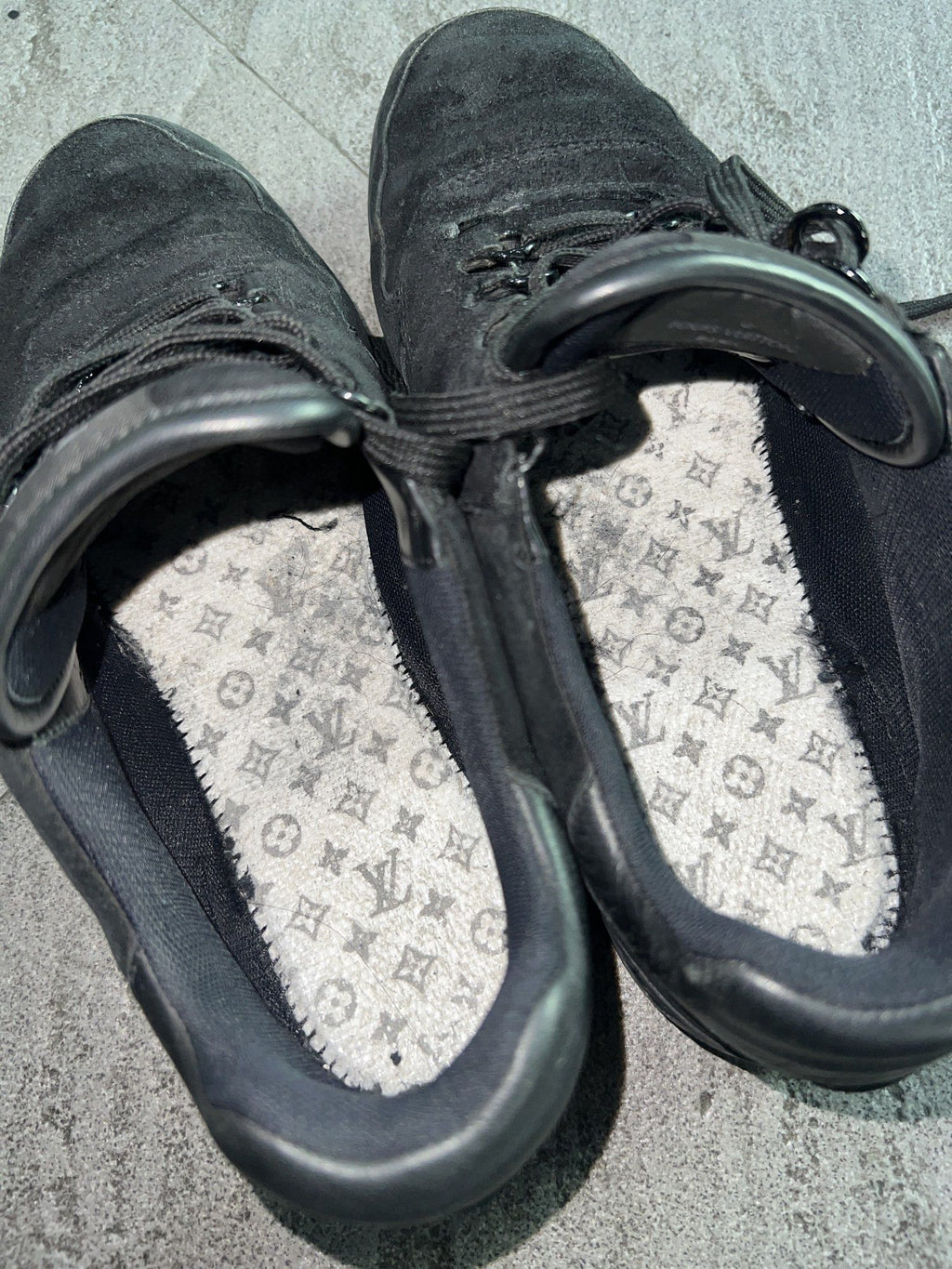 Louis Vuitton LV Trainer Black Suede UK 6.5