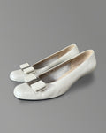 Ferragamo Vara Bow Pumps Cream Leather Heels 5C