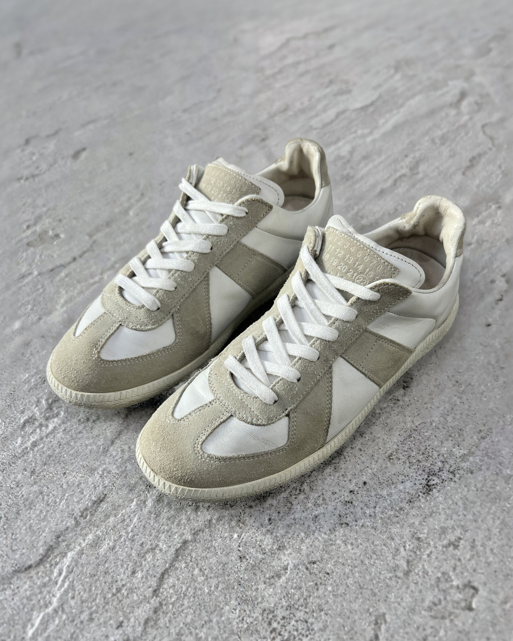 Maison Margiela Replica GAT Low Top Sneaker White Cream EU39