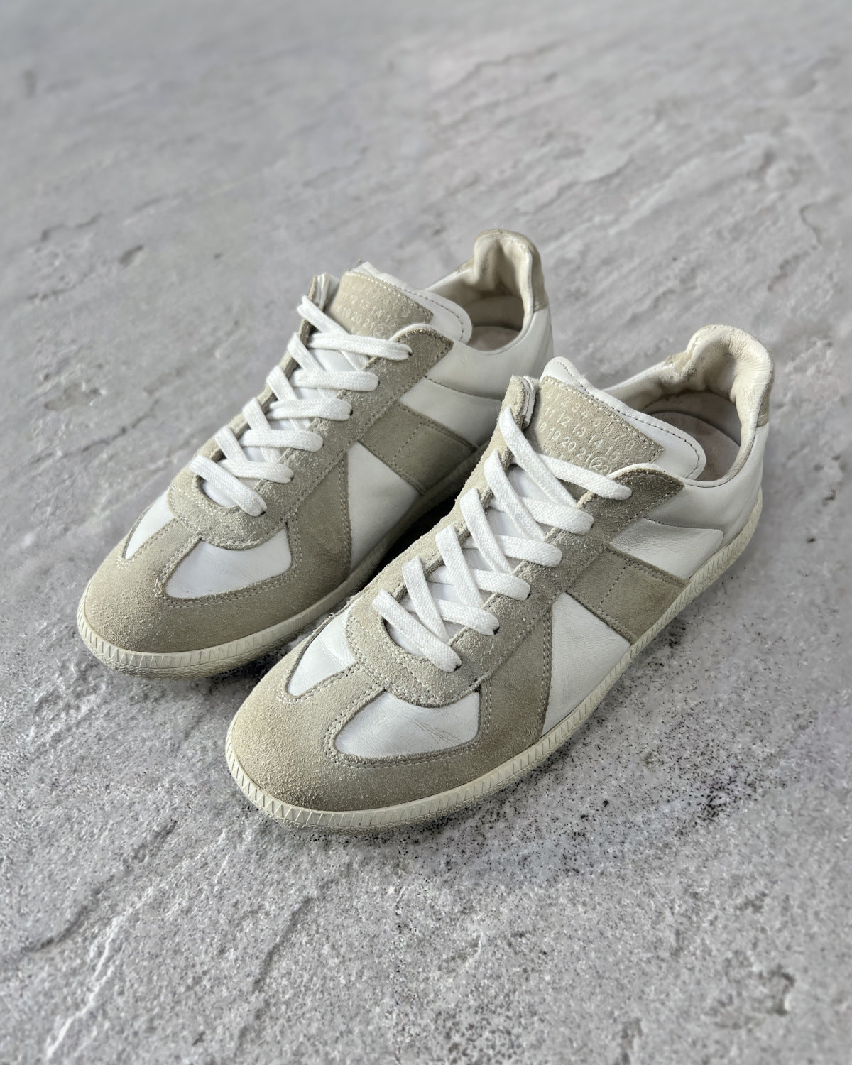 Maison Margiela Replica GAT Low Top Sneaker White Cream EU39