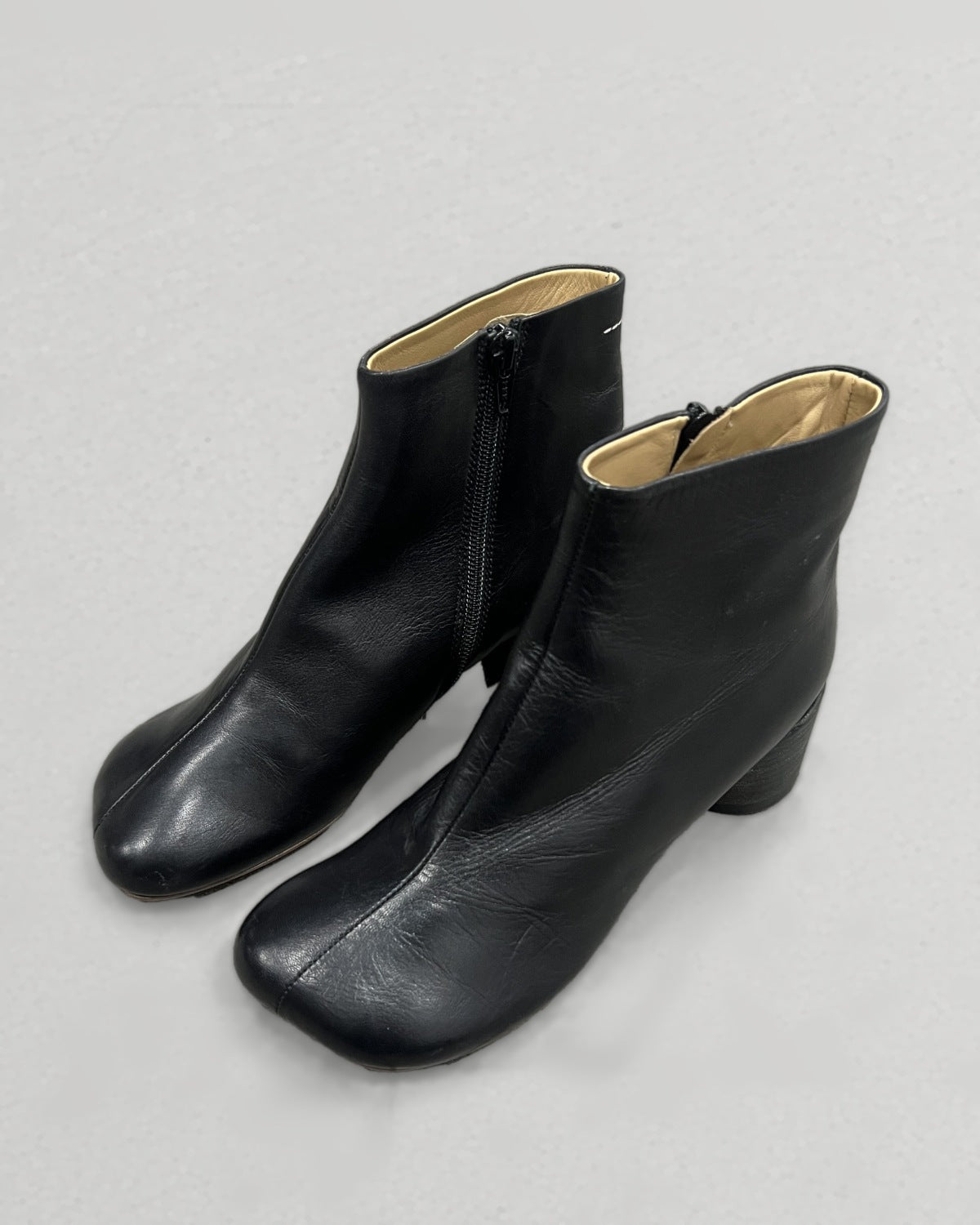MM6 Maison Margiela Black Leather Ankle Boot Heel EU37