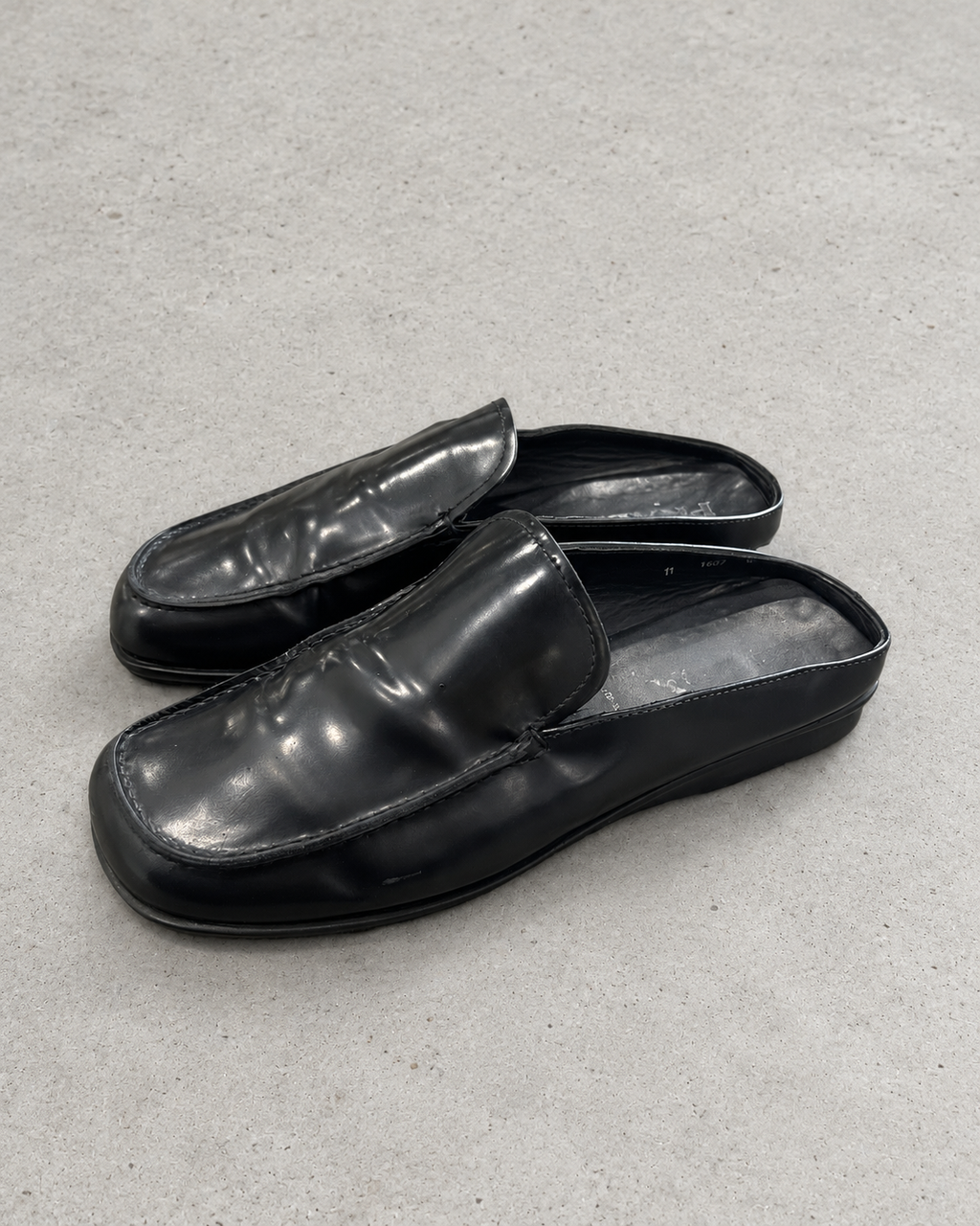 Prada RUNWAY Square-Toe Leather Mule Loafers Black
